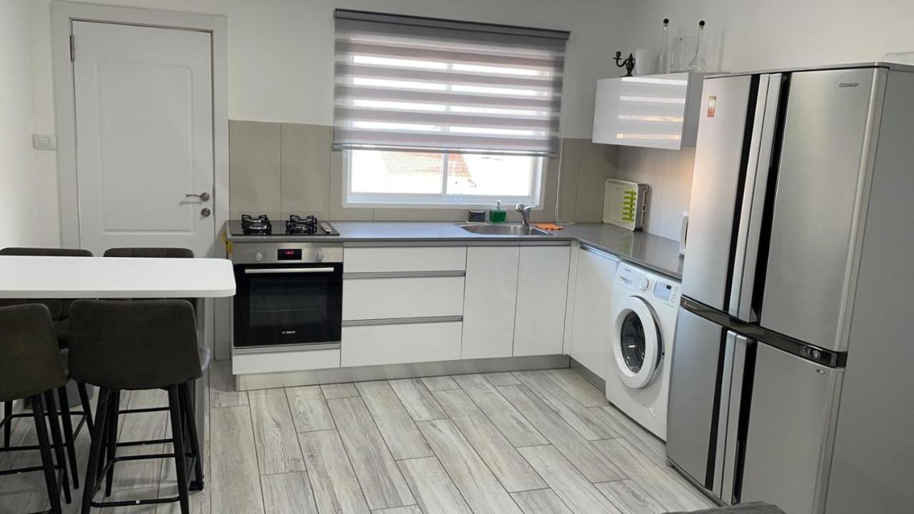 לופית 10לימור Apartamento Eilat Exterior foto