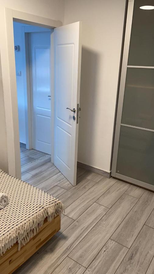 לופית 10לימור Apartamento Eilat Exterior foto